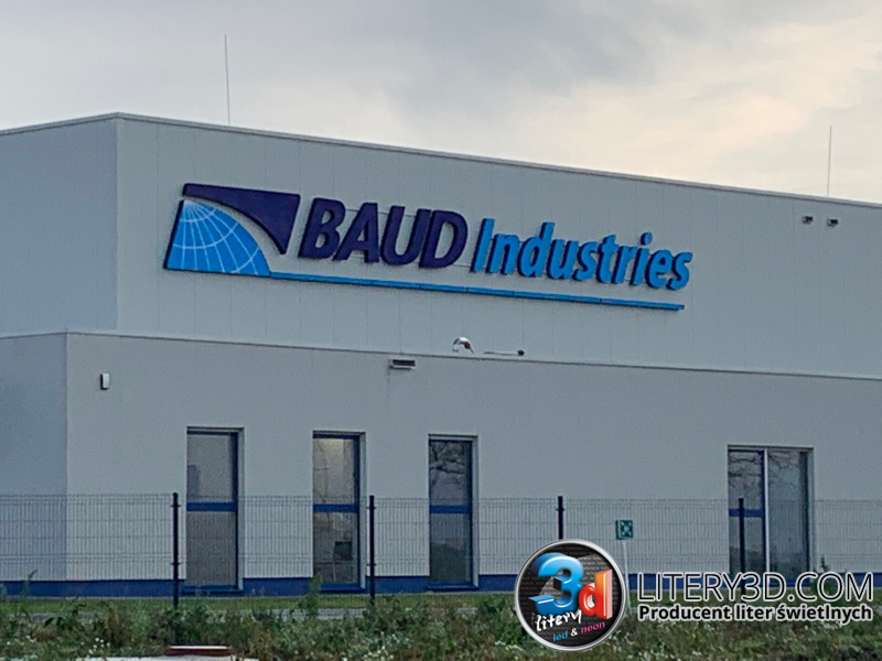Baud-Industries-litery-na-elewacji-z-plyty-warstwowej-6